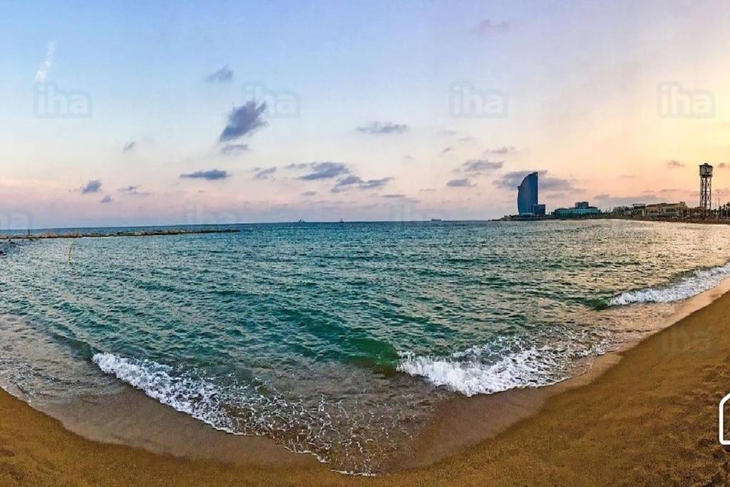 Superflat Near Beach 15' Center Сан-Адриан-де-Бесос Экстерьер фото